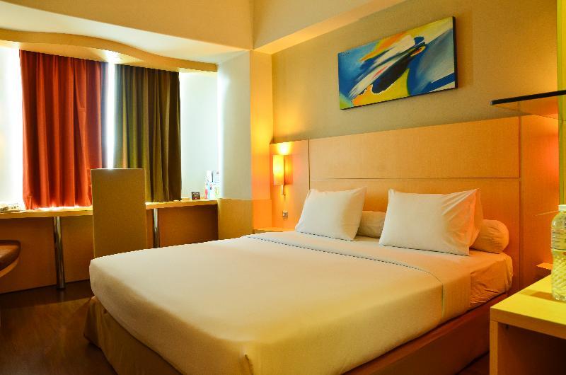 Ibis Arcadia Hotel